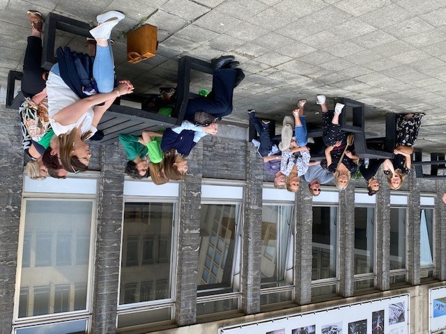 Crescendo CVO ontvangt de leden van de collegiale visitatie NT2 tijdens het slotmoment op 11 mei 2022