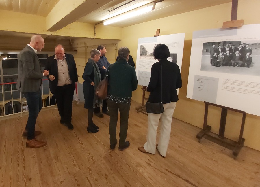100 jaar (avond)leergangen: een eeuw educatieve innovatie