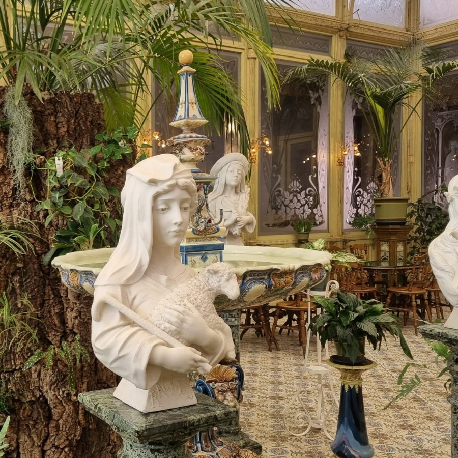 Wintertuin krijgt op eerste lentedag bezoek van ambassadeurs van Mechelen