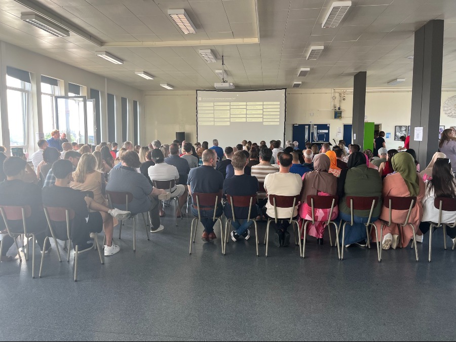 63 diploma's secundair onderwijs uitgereikt bij Crescendo CVO in Mechelen